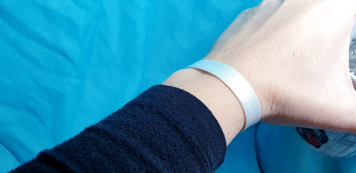 Bracelet en soie blanc